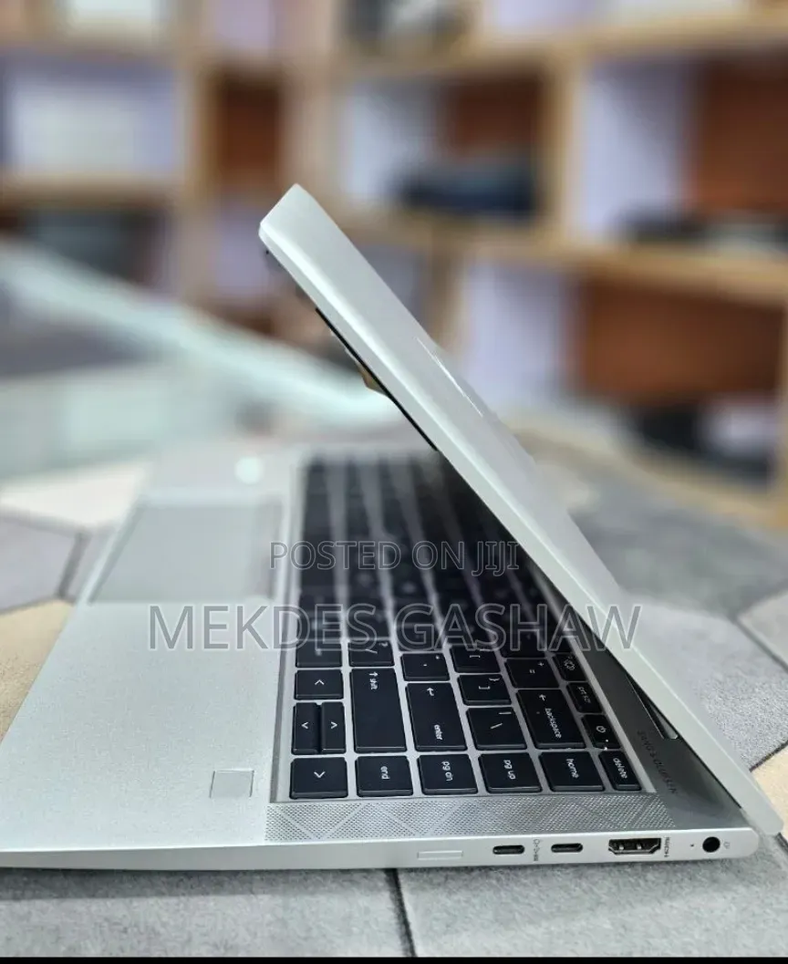 New Laptop HP EliteBook x360 1030 G8 16GB AMD Ryzen 5 SSD 512GB