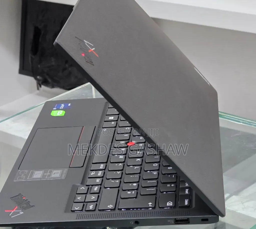 New Laptop Lenovo ThinkPad X1 Yoga 16GB AMD Ryzen 5 SSD 512GB