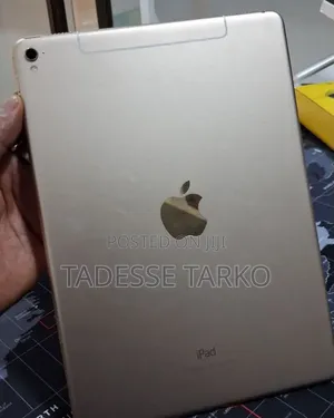 New Apple iPad Pro 9.7 (2016) 128 GB Silver
