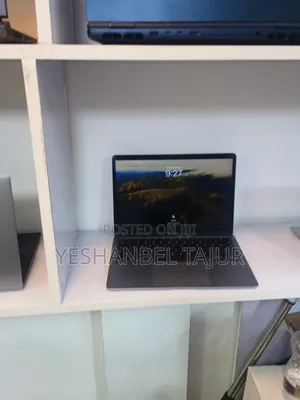 New Laptop Apple MacBook Air 2020 M1 8GB Apple M1 SSD 256GB