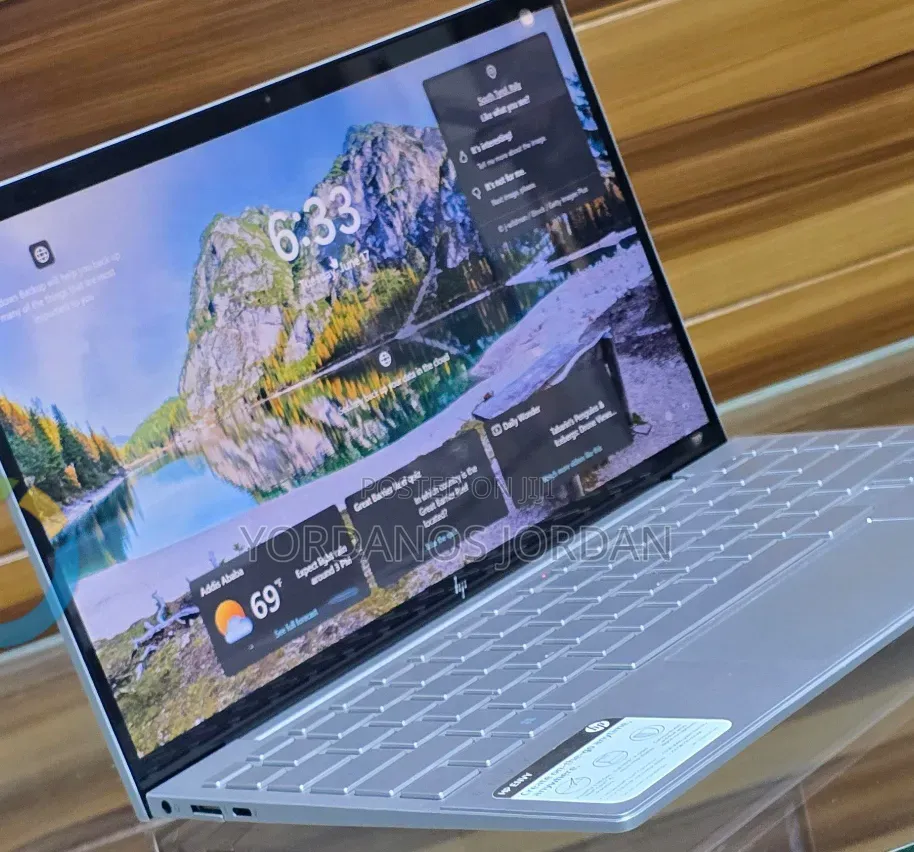 New Laptop HP Envy 14 8GB Intel Core i5 SSD 256GB