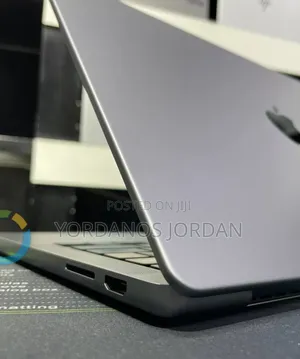 New Laptop Apple MacBook Pro 2023 M3 14-inch 8GB Apple M3 SSD 512GB
