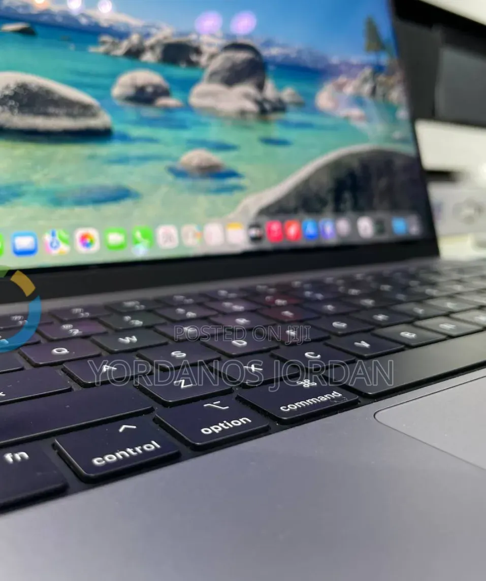 New Laptop Apple MacBook Pro 2023 M3 14-inch 8GB Apple M3 SSD 512GB