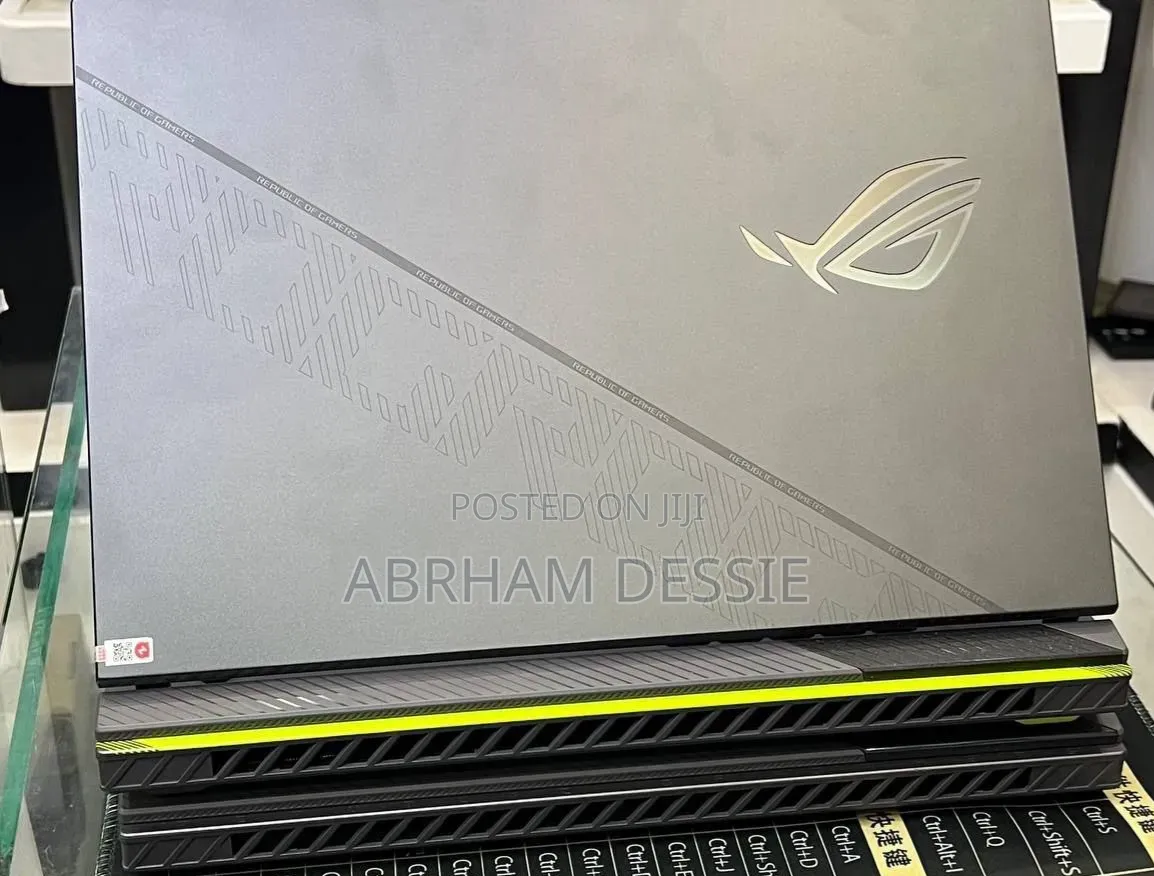 New Laptop Asus 16GB Intel Core i9 SSD 1T
