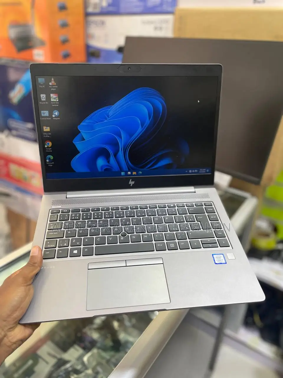 New Laptop HP ZBook 14u G5 16GB Intel Core i7 SSD 512GB