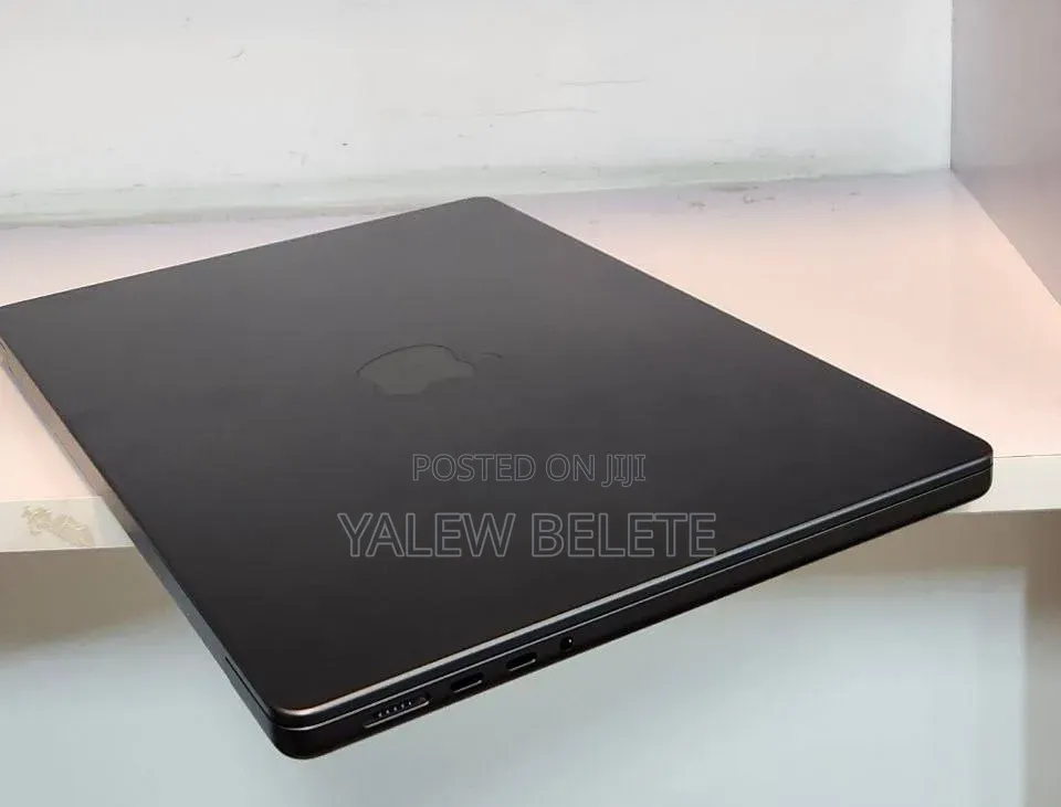 New Laptop Apple MacBook Pro 16GB Apple M5 Pro SSD 1T
