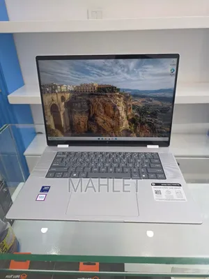 New Laptop HP Envy 15 16GB Intel Core i7 SSD 1T