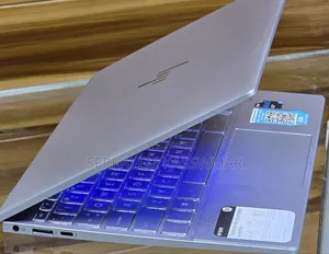 New Laptop HP Envy 14 8GB Intel Core i5 SSD 256GB