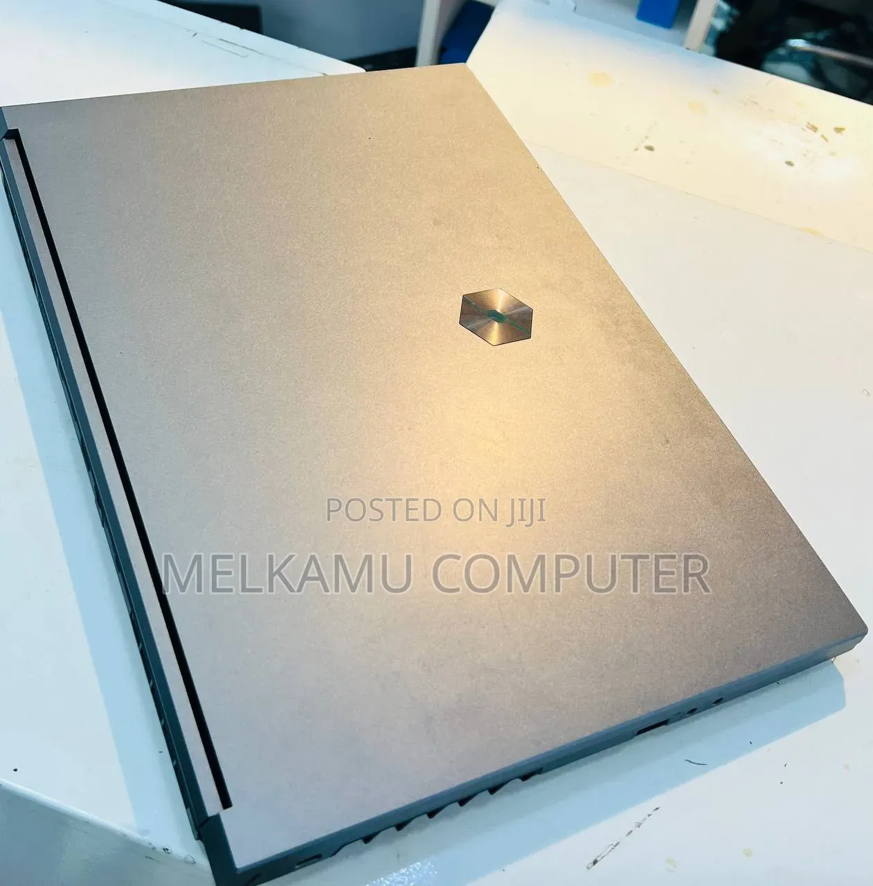 New Laptop Medion Akoya E7419 16GB AMD Ryzen 7 SSD 512GB