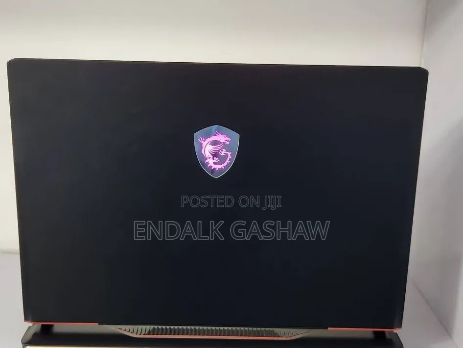 New Laptop MSI Raider GE68HX 13VI-202US 32GB Intel Core i9 SSD 1T