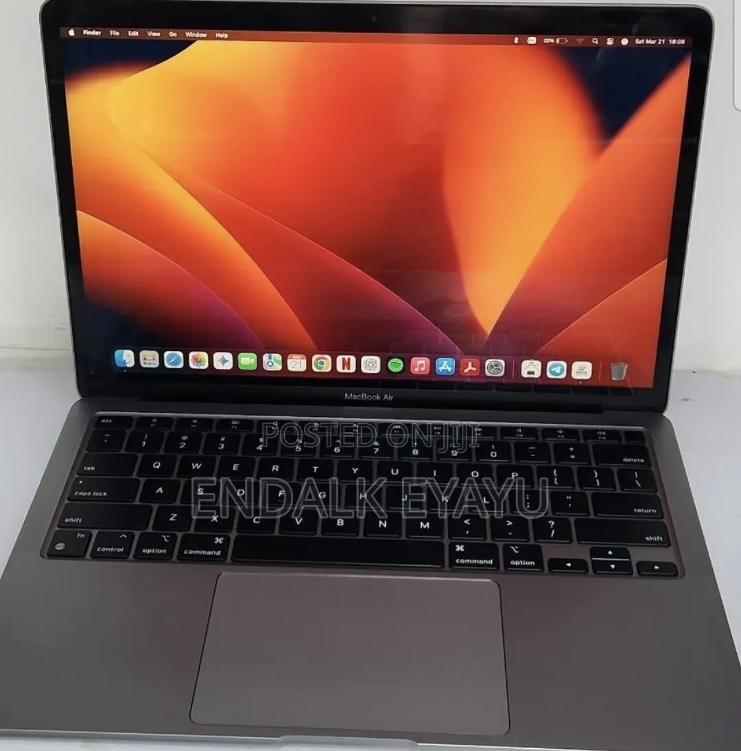 New Laptop Apple MacBook Air 2020 M1 8GB Apple M1 SSD 256GB
