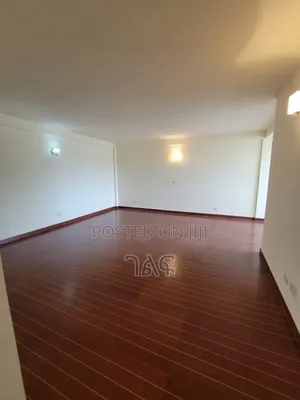 3bdrm Apartment in አስቼኳይ ሽያጭ ሲኤምሲ ፍየል, Bole for sale