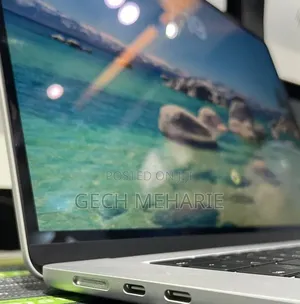 New Laptop Apple MacBook Air 2025 M4 15-inch 24GB Apple M4 SSD 512GB