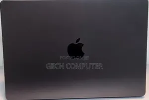 New Laptop Apple MacBook Pro 16GB Intel Core i7 SSD 1T