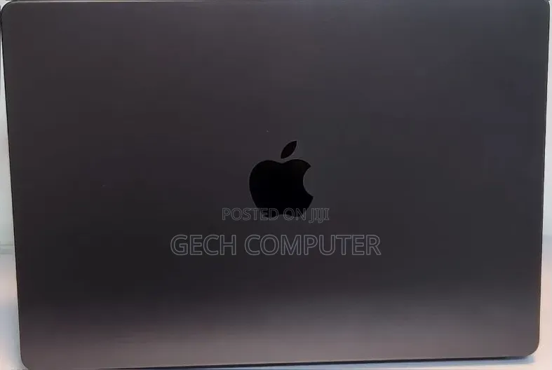 New Laptop Apple MacBook Pro 16GB Intel Core i7 SSD 1T