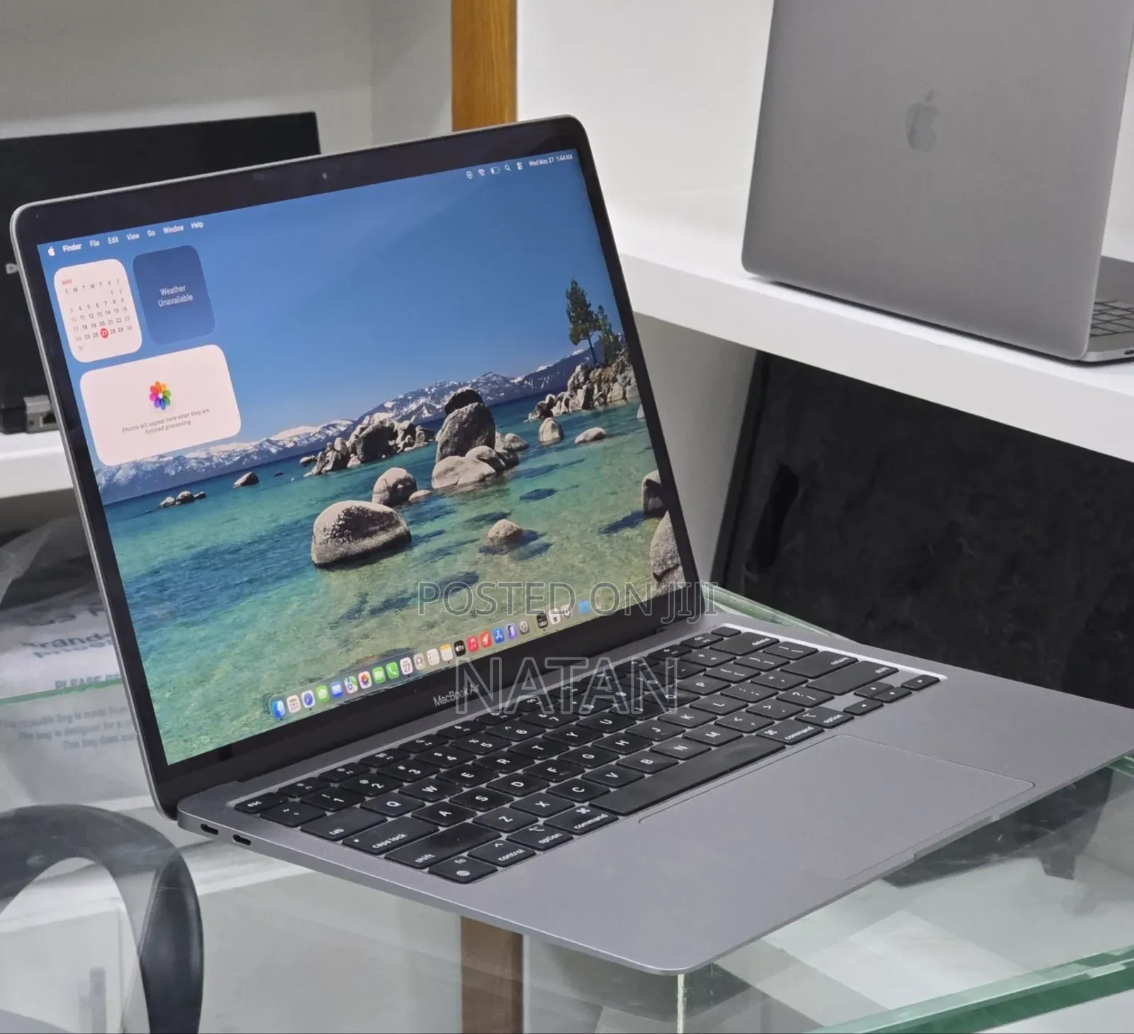 New Laptop Apple MacBook Air 2020 M1 8GB Apple M1 SSD 256GB