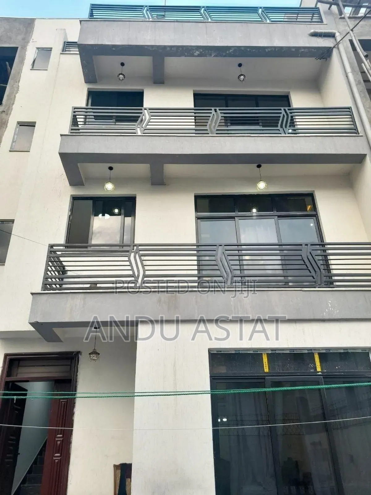 Furnished 9bdrm House in Apartment, Yeka for sale