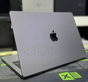New Laptop Apple MacBook Pro 2023 M3 14-inch 8GB Apple M3 Pro SSD 512GB