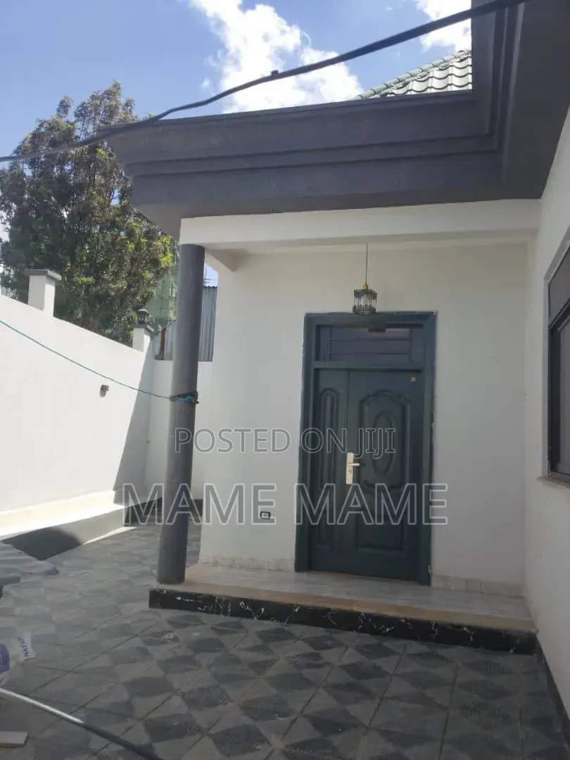3bdrm Villa in Addis Abeba, Bole for sale