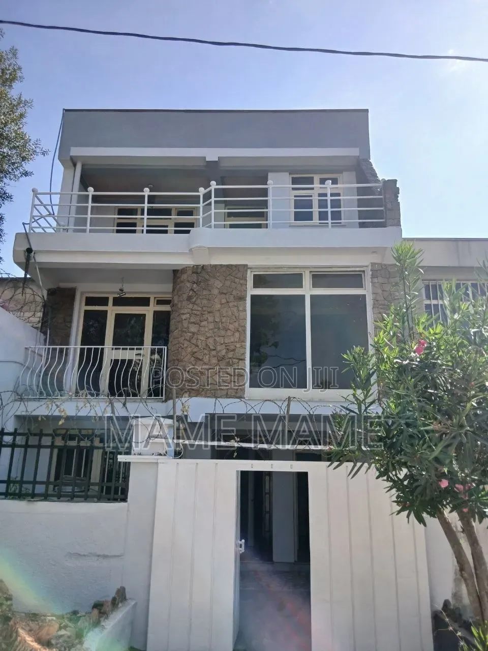 5bdrm House in Addis Abeba, Bole for sale