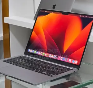 New Laptop Apple MacBook Air 2022 M2 8GB Apple M2 SSD 256GB