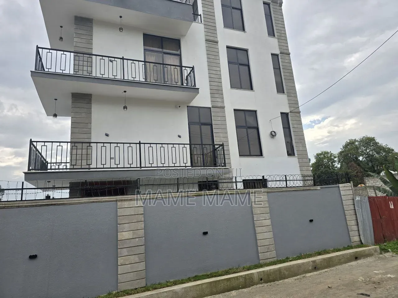 6bdrm House in Addis Abeba, Bole for sale