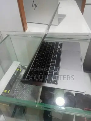 New Laptop Apple MacBook 8GB Apple M2 SSD 256GB