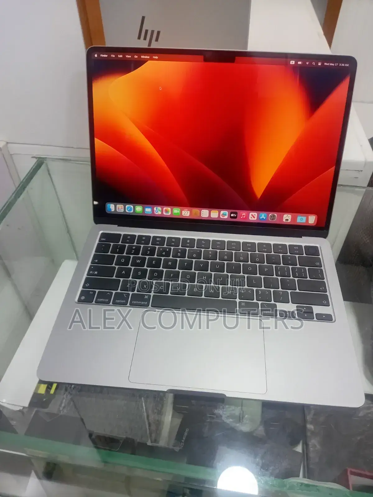 New Laptop Apple MacBook 8GB Apple M2 SSD 256GB