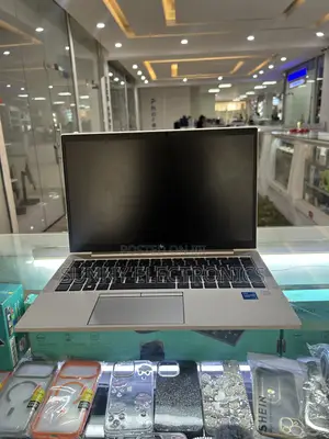 New Laptop HP EliteBook 840 8GB Intel Core i5 SSD 512GB