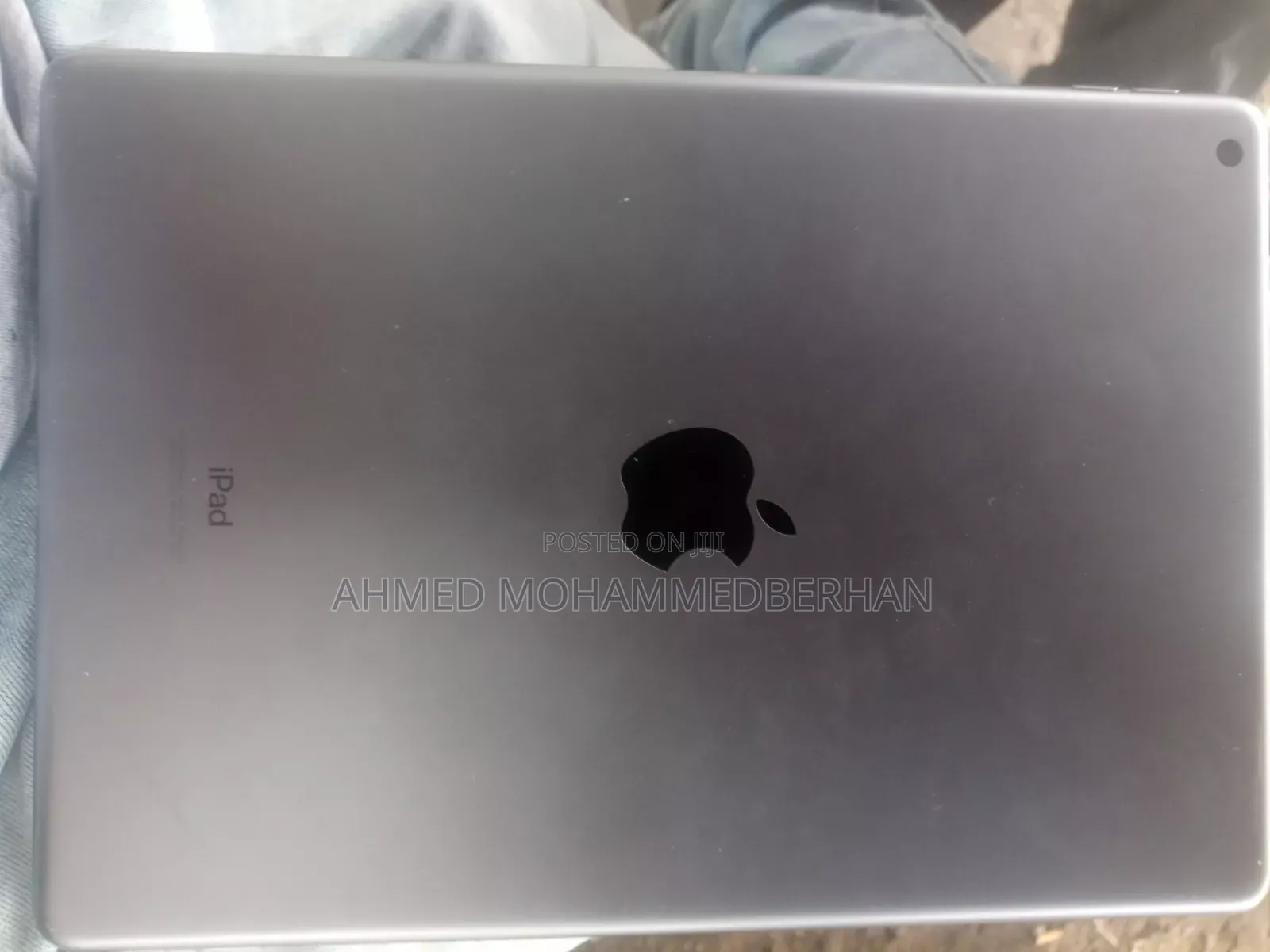 Apple iPad 9.7 64 GB Gray