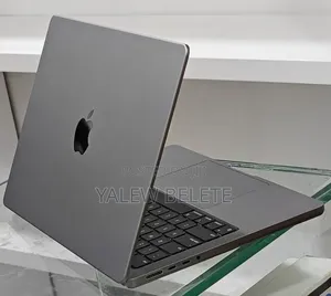 New Laptop Apple MacBook Pro 8GB Apple M3 Pro SSD 512GB
