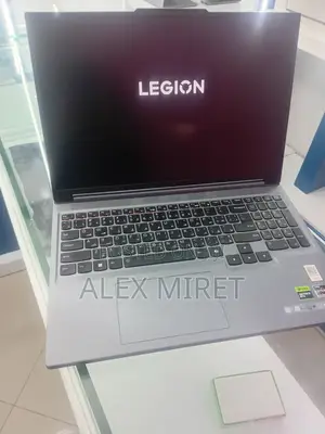 New Laptop Lenovo Legion 5 16GB AMD Ryzen 7 SSD 1T