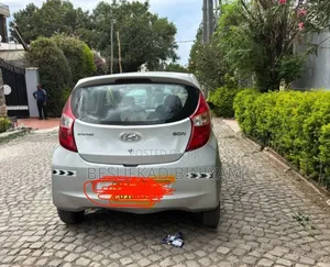 Hyundai Eon 1.0 FWD 2015 Silver