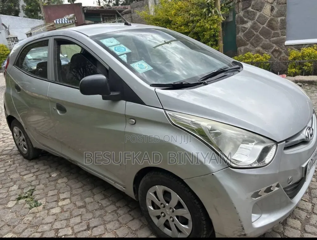 Hyundai Eon 1.0 FWD 2015 Silver