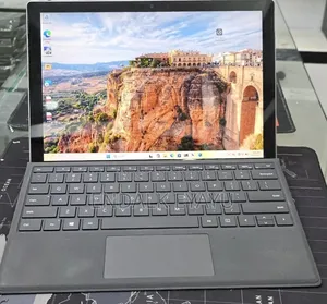 New Laptop Microsoft Surface Pro 7+ 16GB Intel Core i7 SSD 512GB