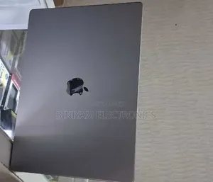 New Laptop Apple MacBook Pro M1 32GB Apple M1 Max SSD 1T