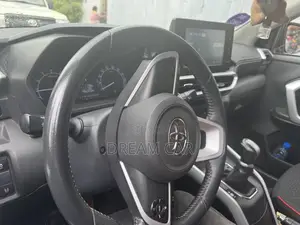 Toyota Raize 2021 Black