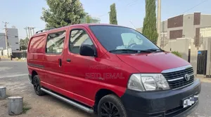 Toyota HiAce 2011 Red