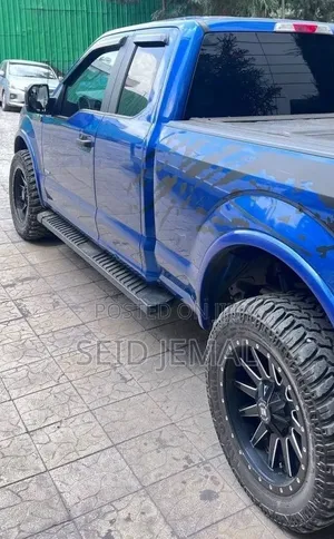 Ford F-150 2018 Blue