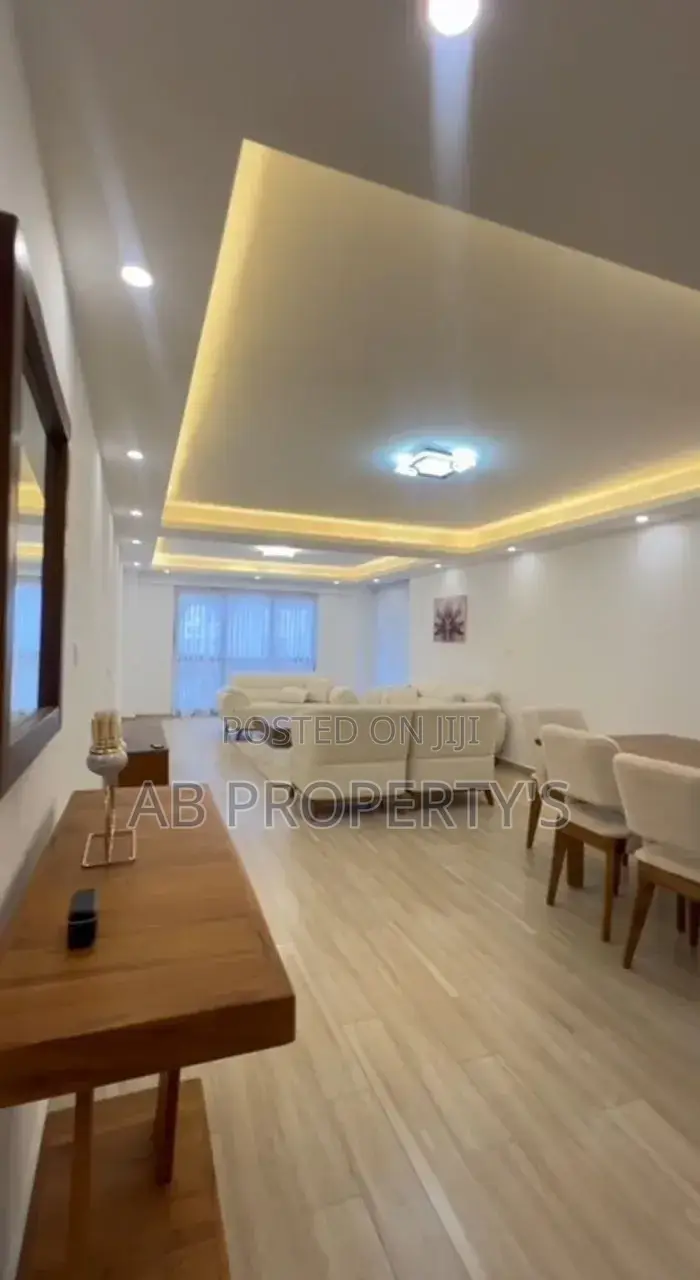 Furnished 3bdrm Apartment in ካሳንችስ, Kirkos for sale