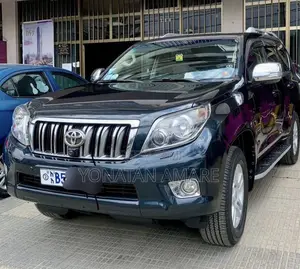 Toyota Land Cruiser Prado 2012 Black