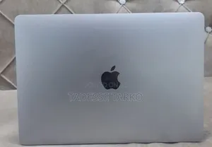 New Laptop Apple MacBook Pro 2017 16GB Intel Core i5 SSD 512GB