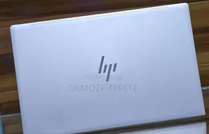 New Laptop HP Envy 14 8GB Intel Core i5 SSD 256GB