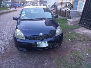 Toyota Vitz 2004 Green