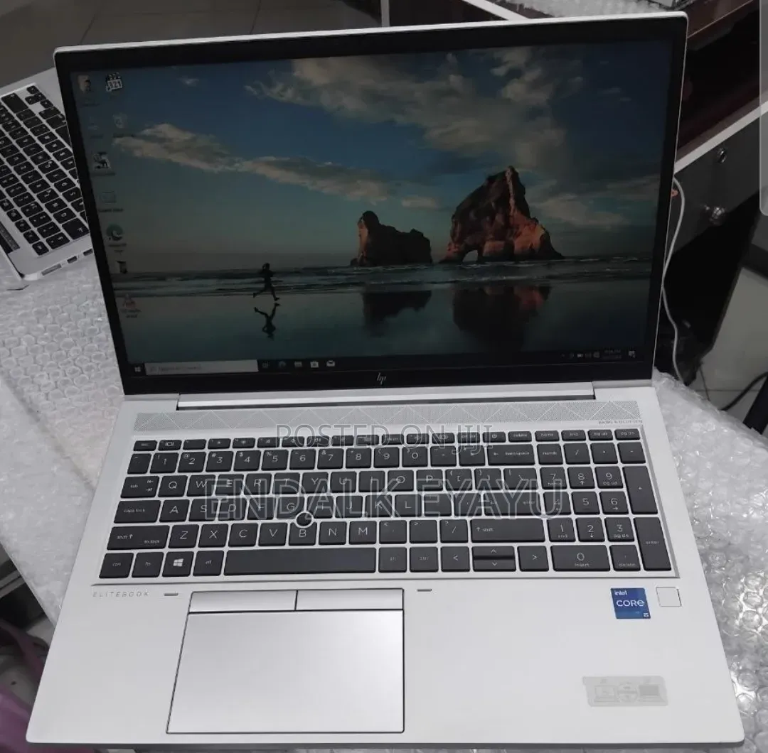 New Laptop HP EliteBook 850 G8 16GB Intel Core i5 SSD 512GB