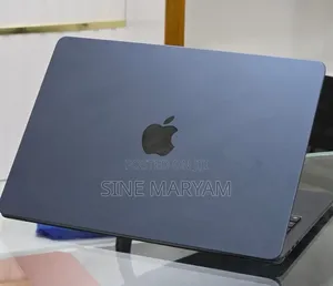 New Laptop Apple MacBook Air 2025 M4 13-inch 16GB Apple M4 SSD 256GB