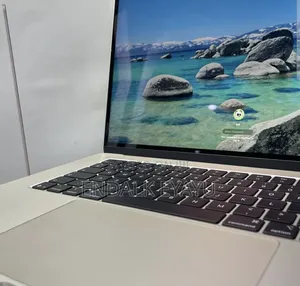 New Laptop Apple MacBook Air 2025 M4 15-inch 16GB Apple M4 SSD 256GB