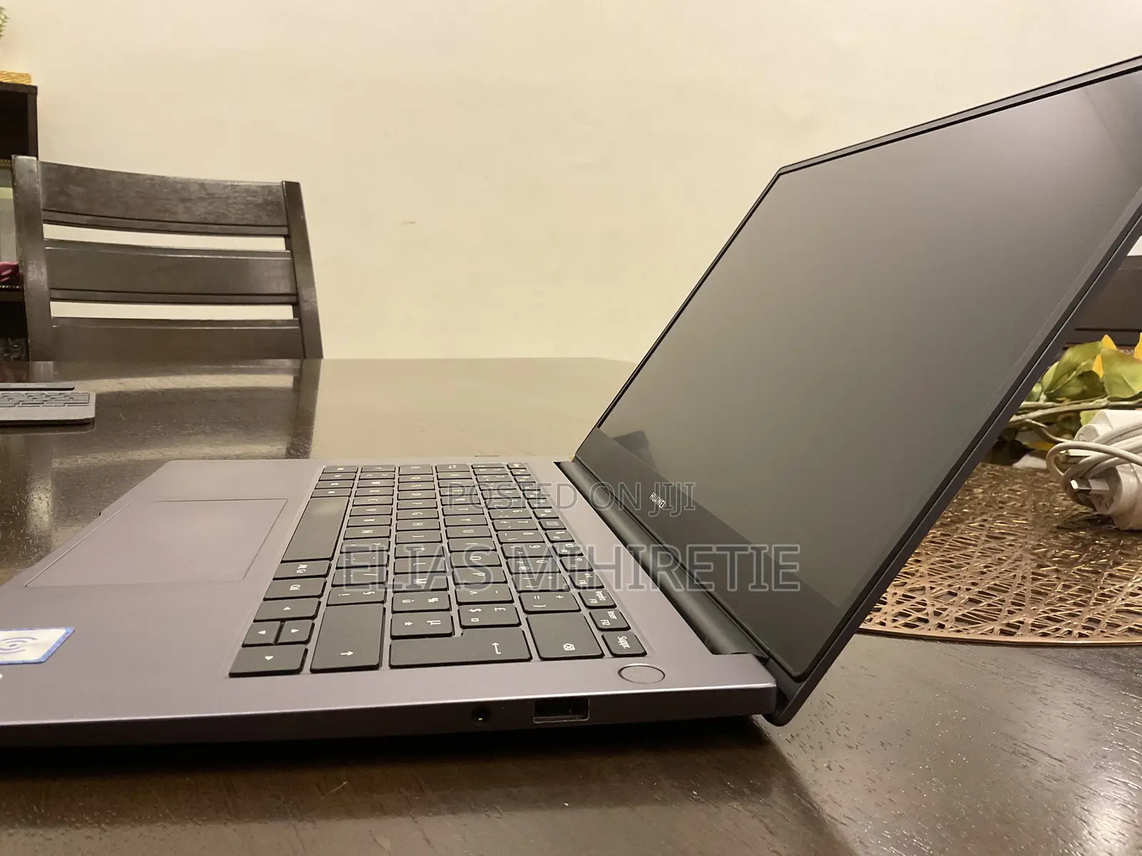 Laptop Huawei Matebook D 15 8GB Intel Core i5 SSD 512GB