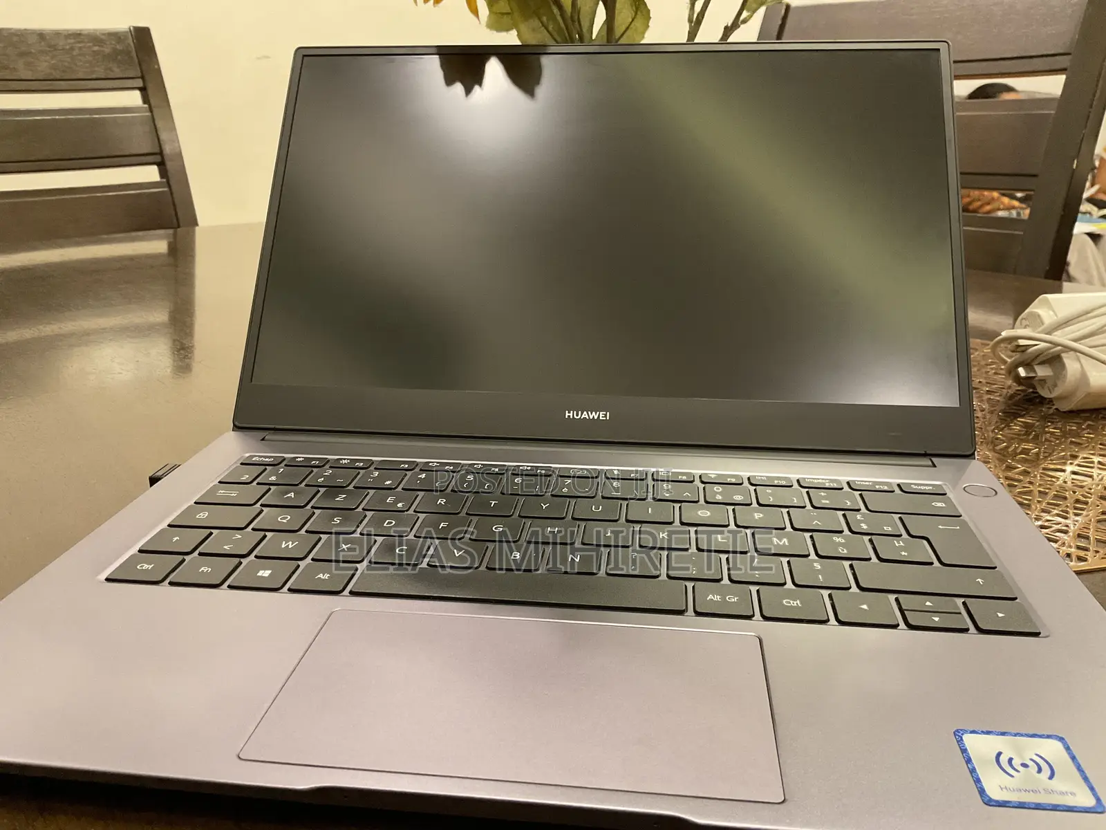 Laptop Huawei Matebook D 15 8GB Intel Core i5 SSD 512GB