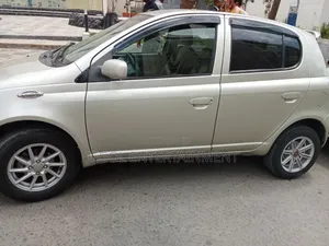 Toyota Vitz 2002 Beige